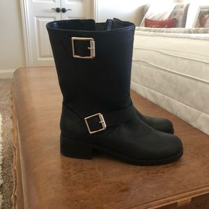 Black combat boot style